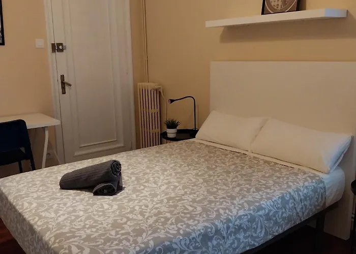 Eixample Bruc Private Hostel