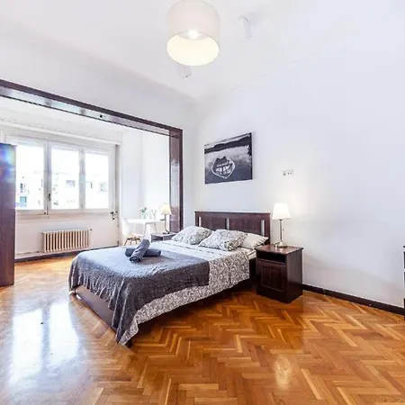Eixample Bruc Private ברצלונה