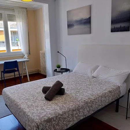 Eixample Bruc Private Hostel Barcelona
